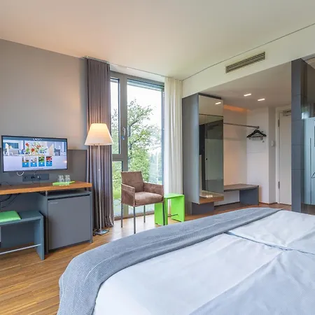 & Restaurant Am Hotel 4*