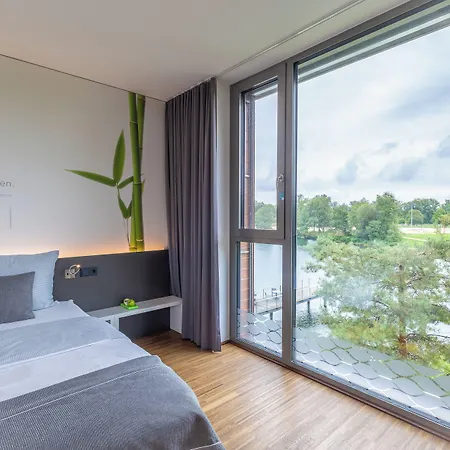 & Restaurant Am Hotel 4*